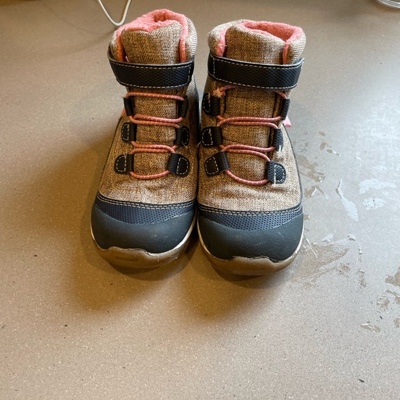 Adorable See Kai Run winter girls ankle boots! - Picture 7 of 8